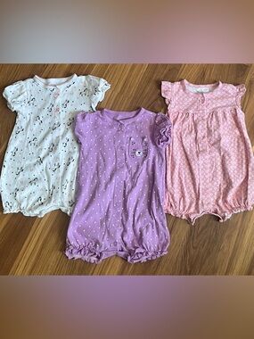Simple Joys by Carter's Baby Girl 3 
Snap-Up Rompers - Size 18 M